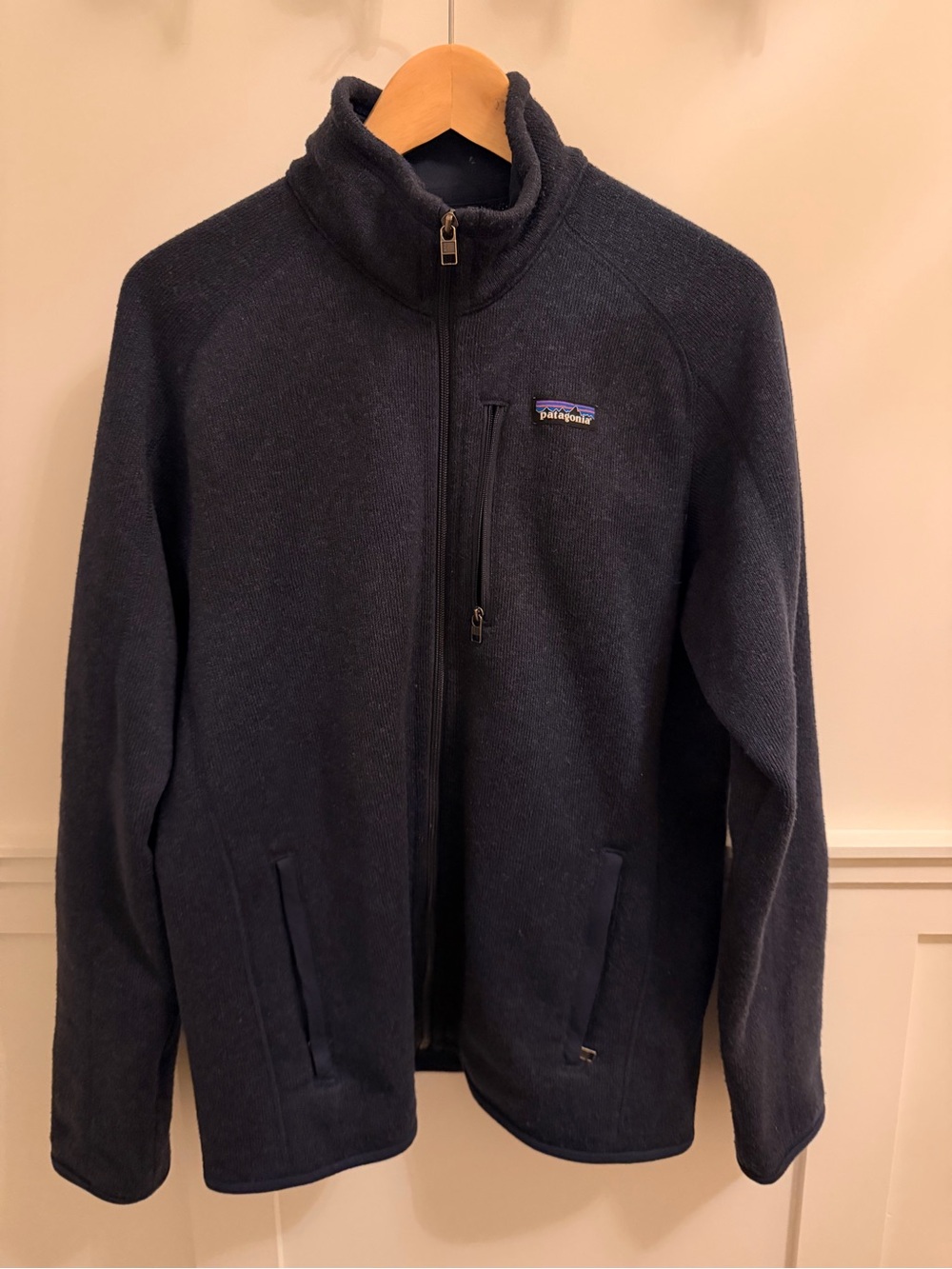 Patagonia Men's Dark Navy Zip-Up Fleece Jacket